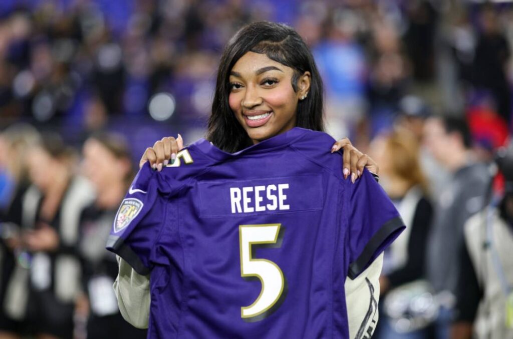 “Angel Reese Responds to Criticism by Saying, ‘Keep Doubting Me, I’ll Keep Dominating!'”