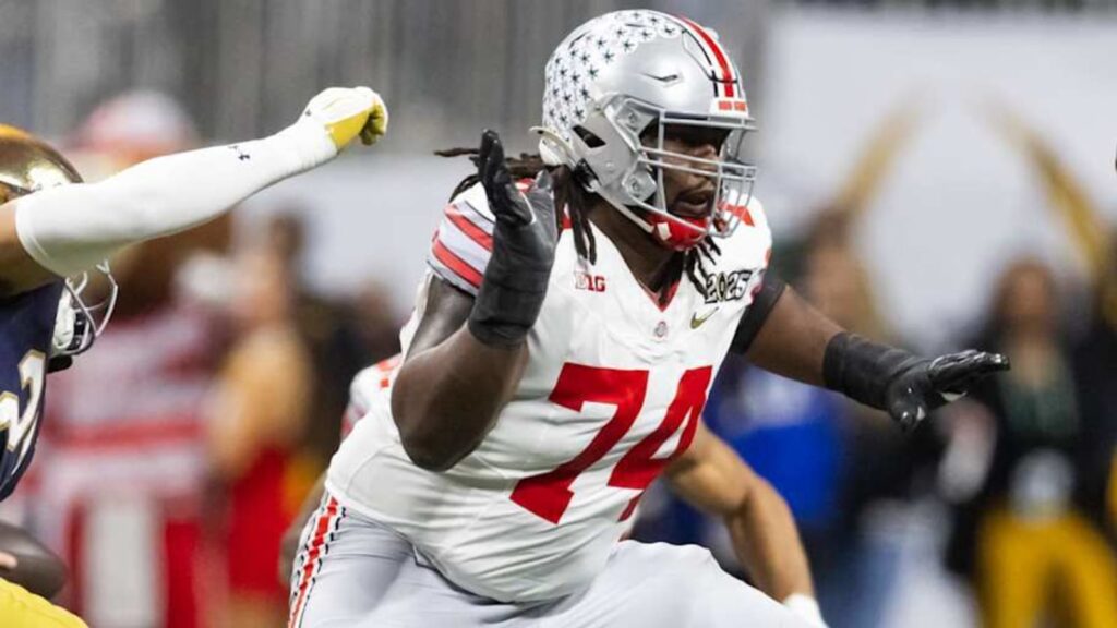 Chiefs Solidify Most Glaring Need in Recent Mock Draft