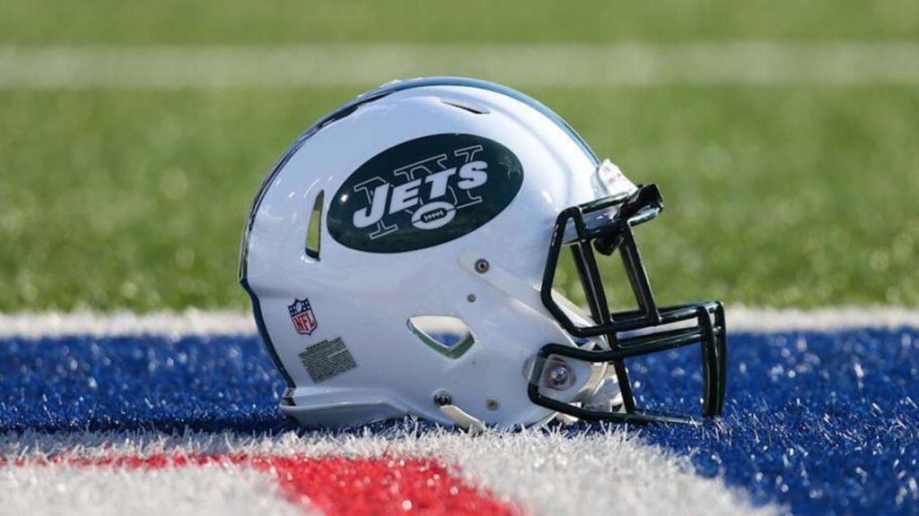 Jets Predicted To Sign Duel-Threat QB To Compete Vs. Tyrod Taylor