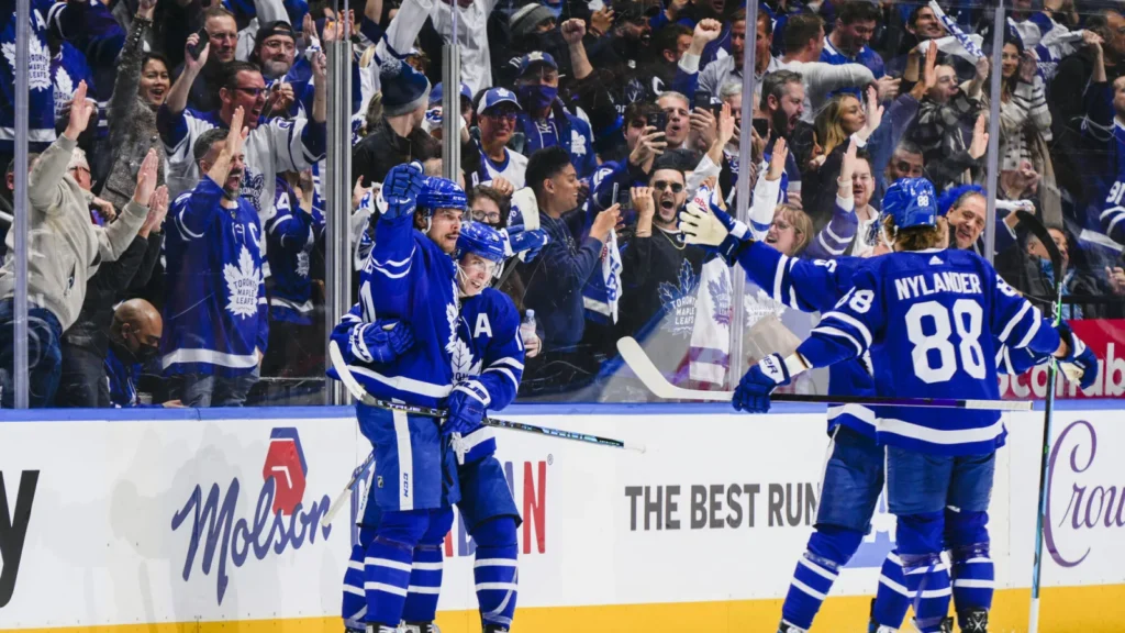 Analyst: Marner Won’t Join Elite Group Unti ‘He Leaves the Leafs’
