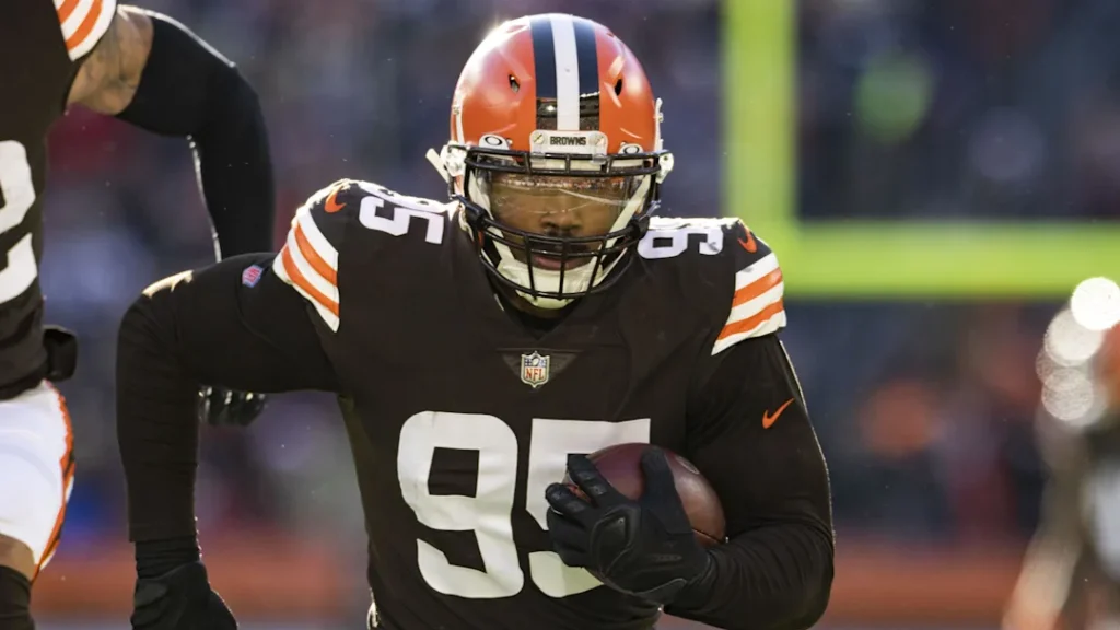 Insider Hints that Browns’ Myles Garrett Could Consider Retirement Could Cleveland Browns superstar defensive end Myles Garrett seriously consider retirement?