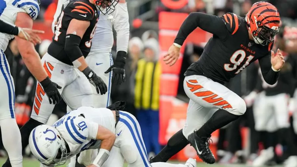 What a Colts-Trey Hendrickson Trade with Bengals Might Look Like