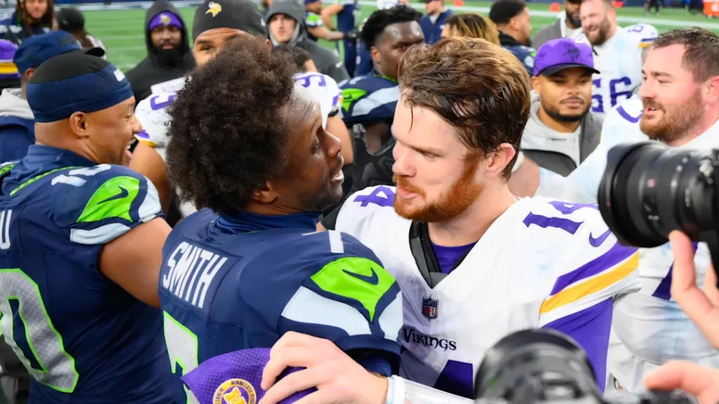 How Raiders’ Trade for Geno Smith Could Impact Sam Darnold’s Free Agency
