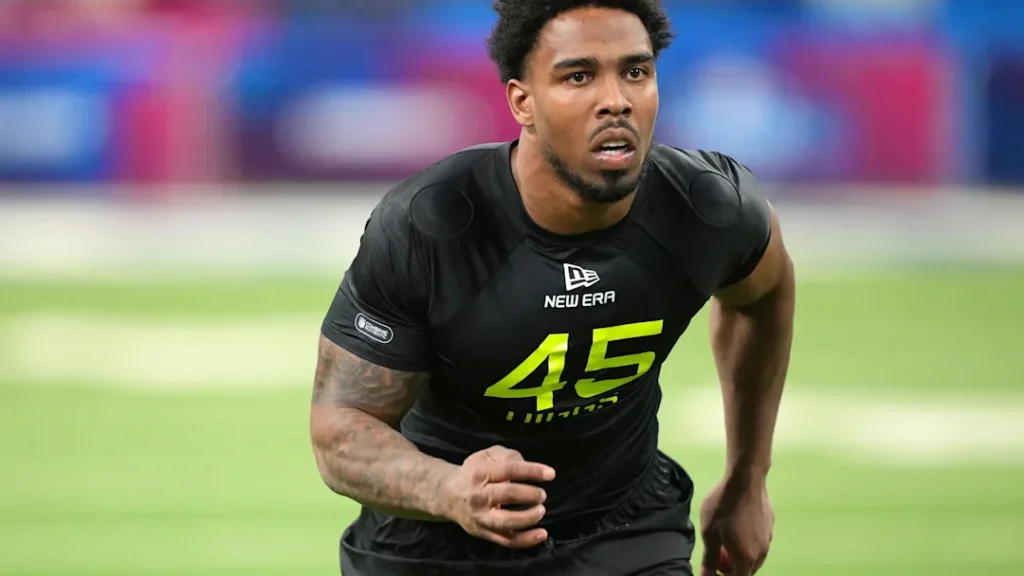 2025 NFL draft: Panthers met ‘at length’ with breakout EDGE prospect