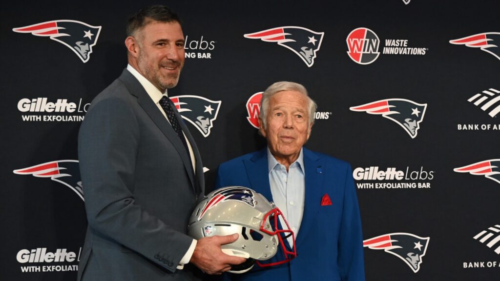 Patriots’ Mike Vrabel Sends Five-Word Message to Ownership Regarding Free Agents