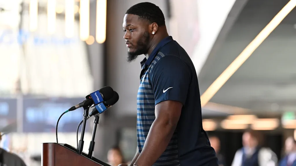 Did Patriots Make Mistake Outbidding NFC Team for Star Defender?