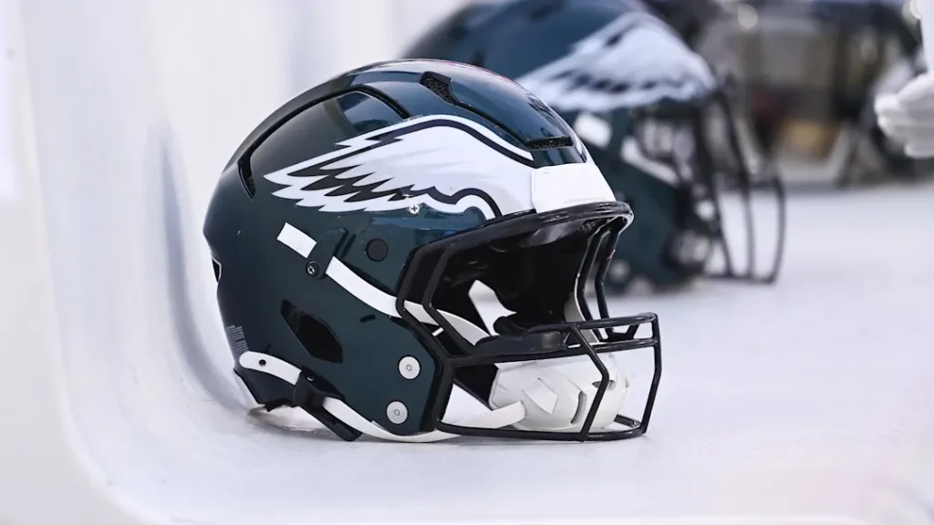 Eagles $57 Million Fan-Favorite Called Top Trade Candidate