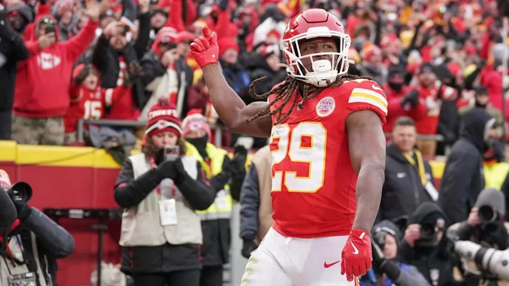 Where Chiefs RB Hunt Ranks Among Franchise Rushing Leaders