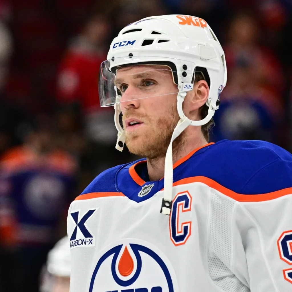 I CAN’T BELIEVE HE IS GOING: Edmonton oilers best player Connor McDavid tarminate his contract with new york following a $54.5 million deal proposal with ……read more