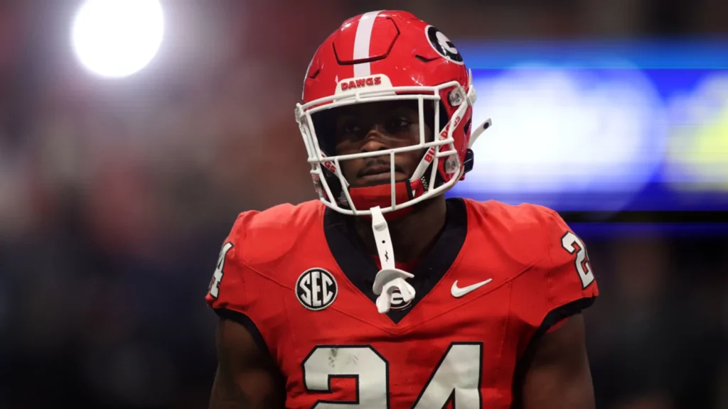 Latest A to Z Sports 2-round mock draft features Ravens selecting player that could transform a weak unit into a strength