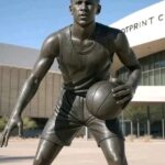 ESPN REPORTS : phoenix sun to Erect Statue at phoenix Stadium Honoring Devin Booker for His Legacy and Impact on Franchise Greatness Schedule Fir……. full detail…