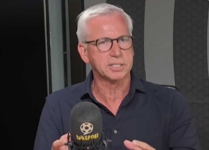 “If Leeds get…” – Alan Pardew delivers bold Leeds relegation claim on talkSPORT