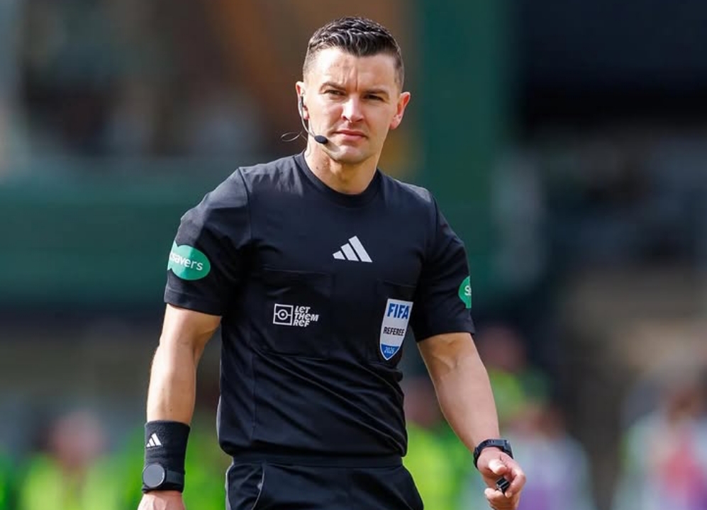 RANGERS LEGEND KRIS BOYD ABSOLUTELY TEARS INTO REFEREE NICK WALSH AFTER SHOCKING VAR BLUNDER IN OLD FIRM DERBY