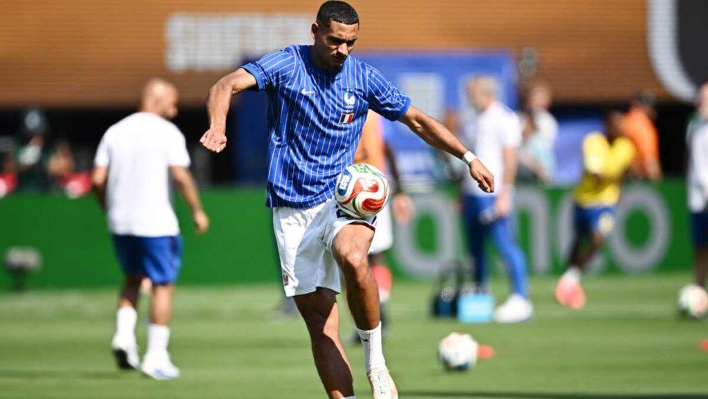 Crystal Palace agree personal terms to sign “strong and powerful” Lacroix replacement